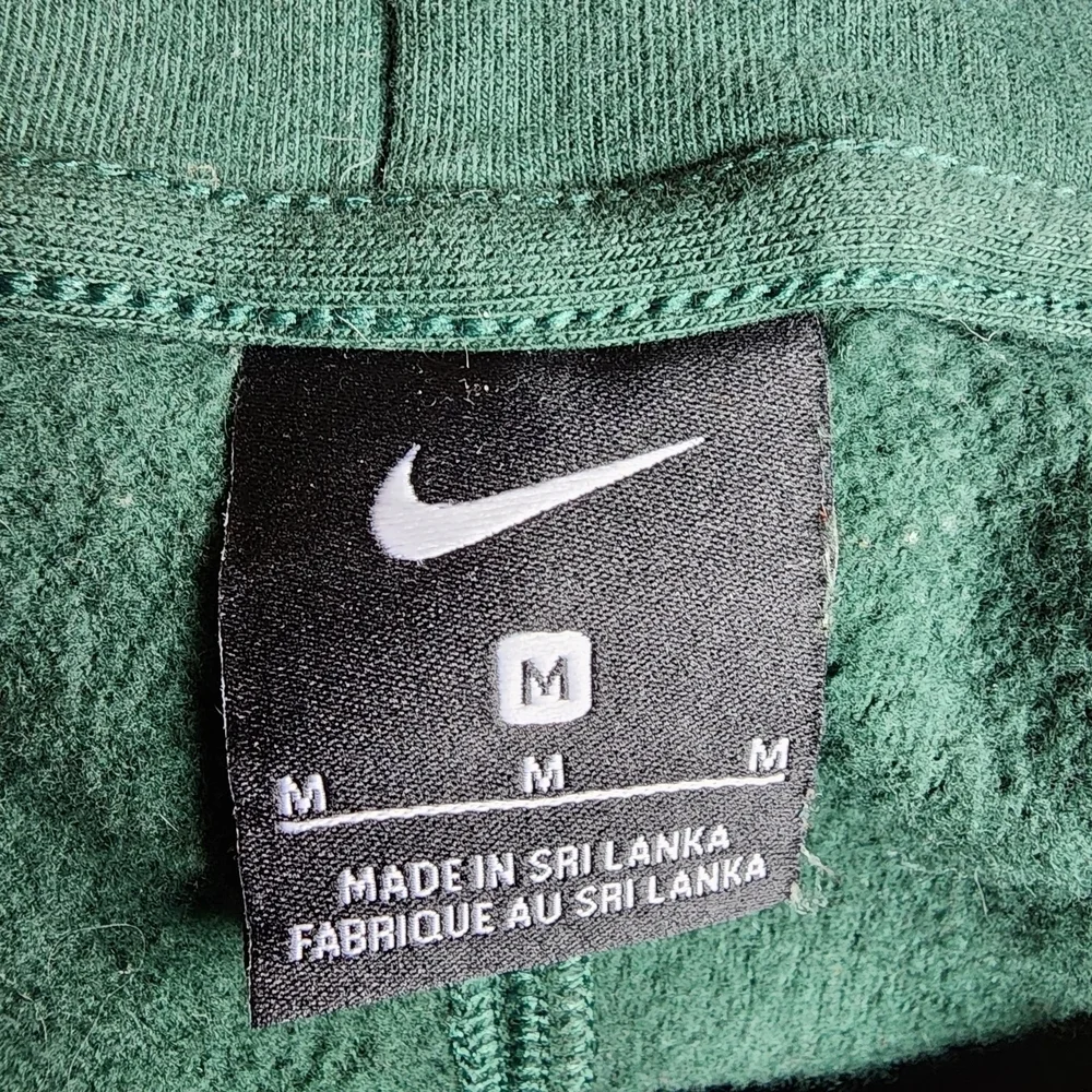 Nike Funnel Neck Pullover Hoodie in Green – Size M
